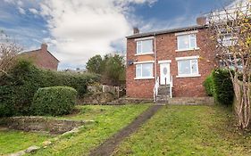 Cosy Semidetached Home